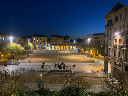 Plaça Fra Bernadí Dina Uariachi